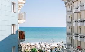 Hotel Pigalle